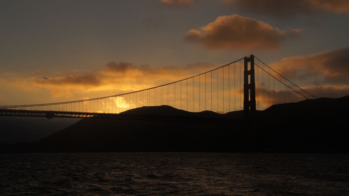 Abendaufnahme der Golden Gate Bridge